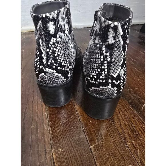 Blondo Elvina Snakeskin Waterproof Ankle Booties - Picture 12 of 16